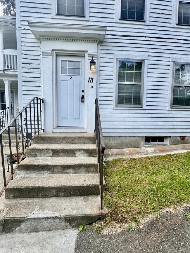 Building Photo - 111 Rockwell St