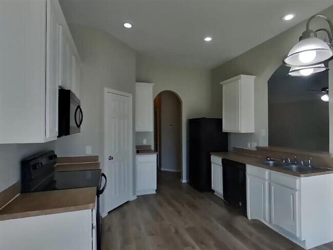 Foto del edificio - Single Family 3 bedroom 2 bath house