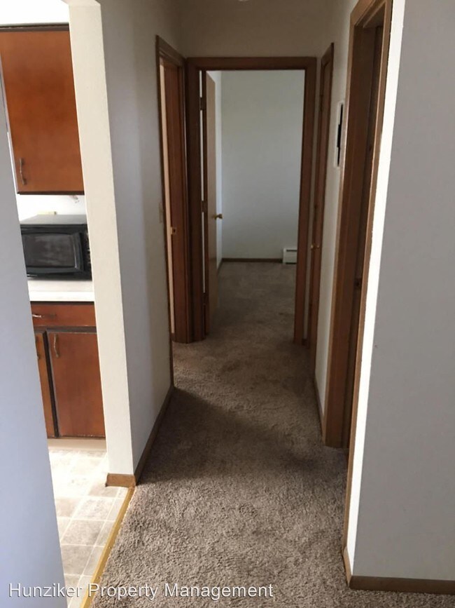 Building Photo - 2 br, 1 bath Apartment - 706 24th 706 24th #1