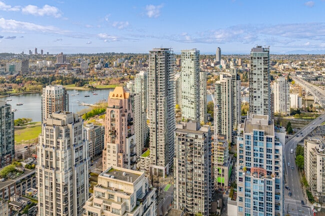 Aerial Photo - Wall Yaletown
