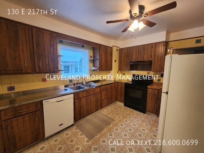 Foto del edificio - 130 E 217th St