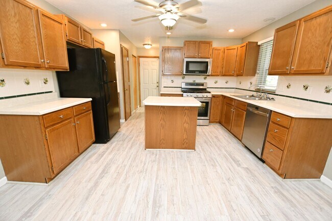 Foto del edificio - 3 Bed 2.5 Bath in Penn School District