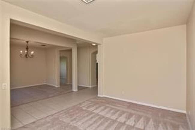 Building Photo - 1815 NW 24th Ave