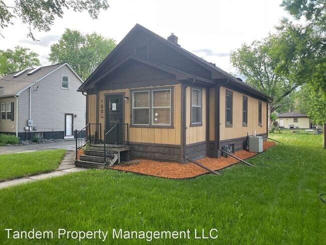 Building Photo - 3 br, 1 bath House - 1525 7th Ave S