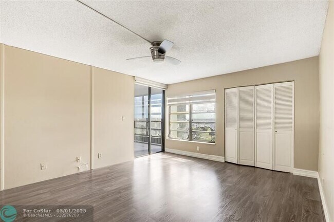 Foto del edificio - 7050 NW 44th St