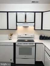 Building Photo - 119 Cameron St