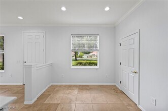 Building Photo - 1084 Hampton Cir