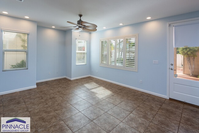 Building Photo - 91-1010-1010 Kaiwana St