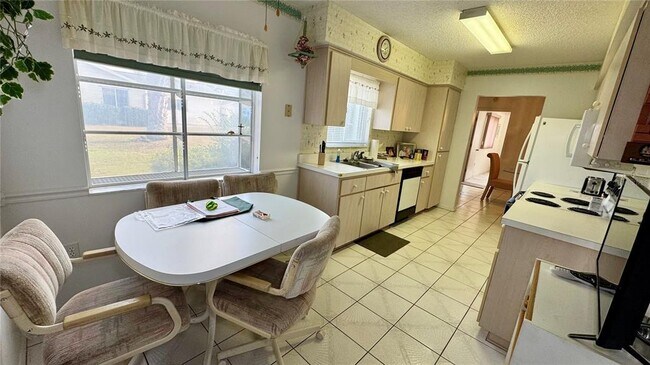 Foto del edificio - 17831 SE 96th Ave