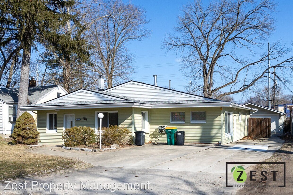 Primary Photo - 2 br, 1 bath House - 28610 Grayling