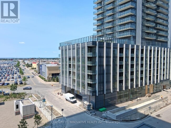 Building Photo - 8960-8960 Jane St