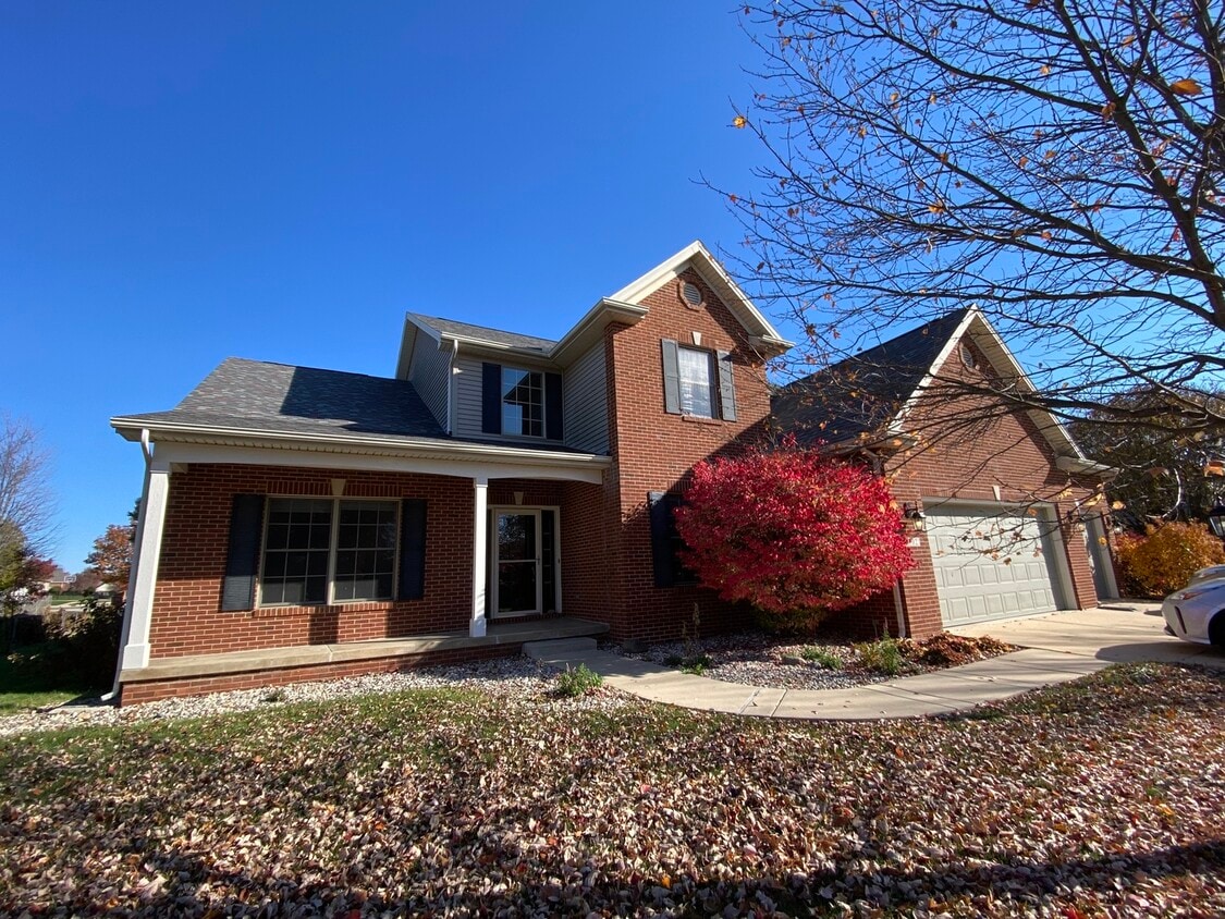 1902 Vale St, Champaign, IL 61822 House Rental in Champaign, IL