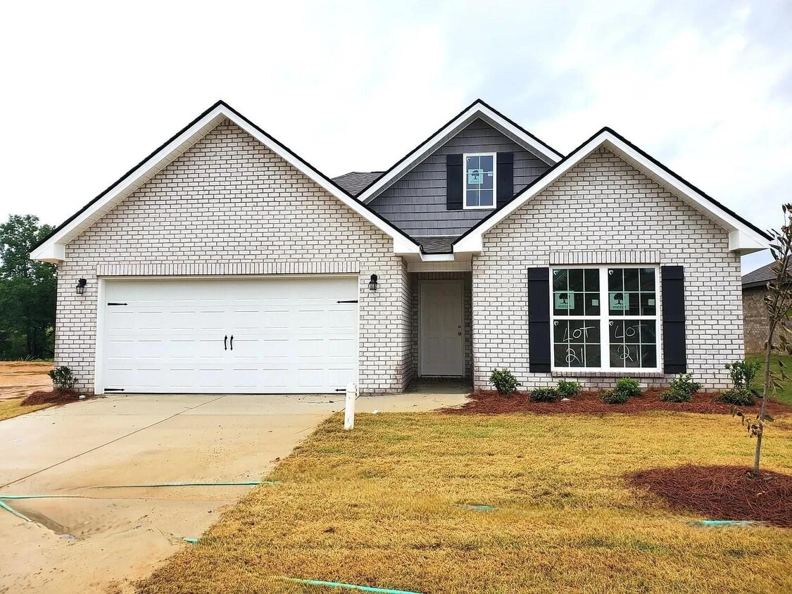 Primary Photo - 2144 Dawson Ln NE