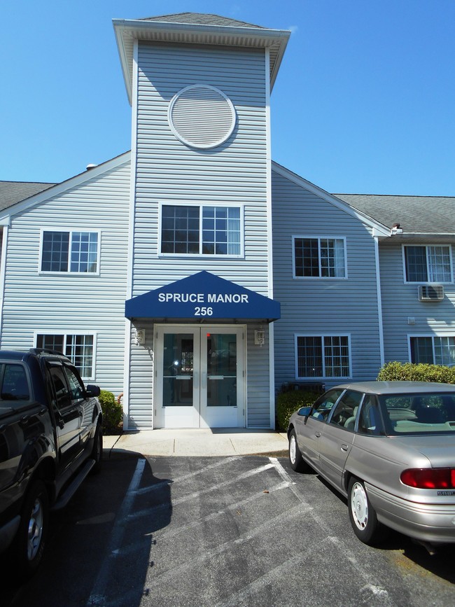 Spruce Manor Apartments - Orange, CT | Apartments.com