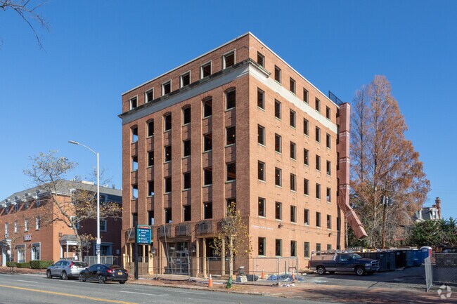 Building Photo - 312 S Washington St