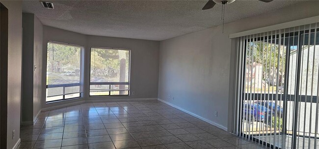 Foto del edificio - 2602 Lemon Tree Ln