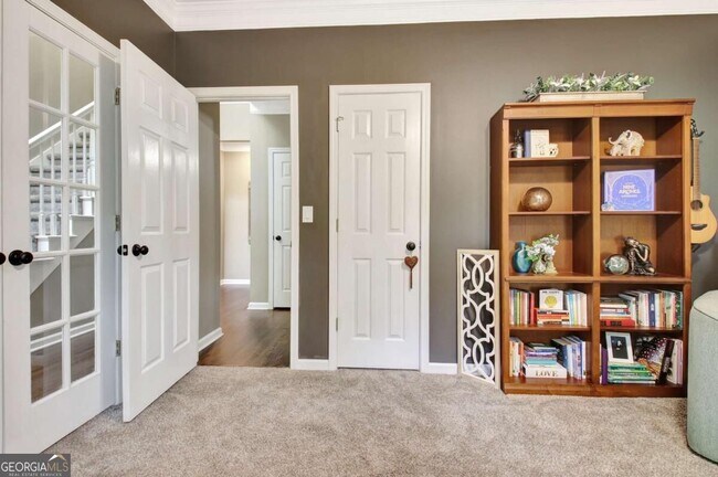 Foto del edificio - 205 Woodcreek Ln