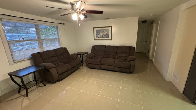 Building Photo - 6980 82nd Ave N