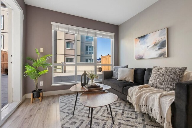 Photo du bâtiment - Spacious 2 Bed 2 Bath Condo for Rent in Morgan Crossing!