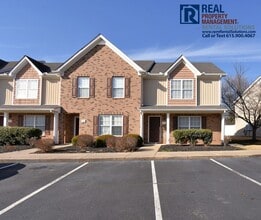 Building Photo - 2106 Victory Gallop Ln