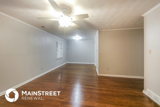 Foto del edificio - 1731 Myrna Ln