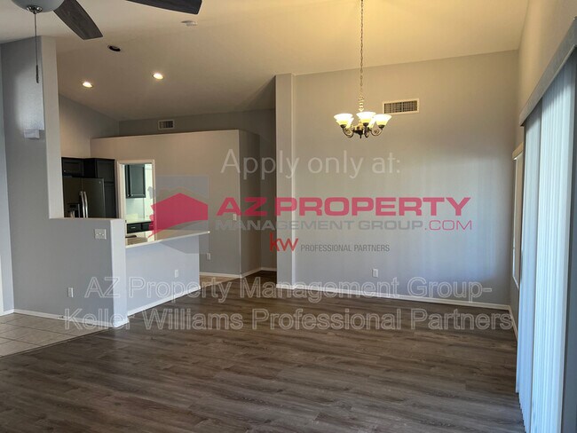 Foto del edificio - 2994 N 147th Ln