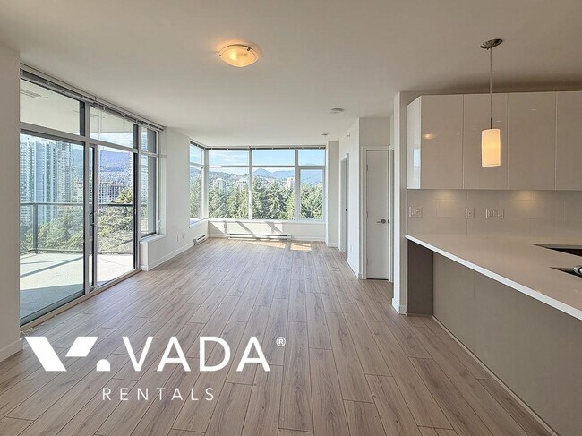 Photo du bâtiment - 1123 Westwood 2 BR APT Rental 2308-3080 Lincoln Ave Coquitlam: VADA