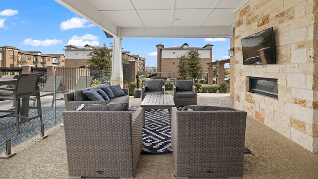 Building Photo - Reatta Ranch Apartments