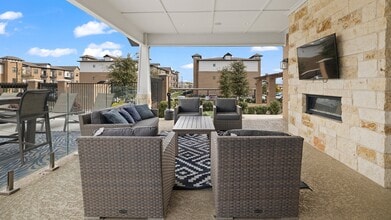 Building Photo - Reatta Ranch Apartments