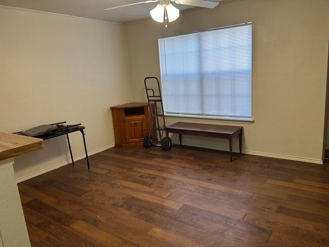 Photo - 4803 Hamilton Wolfe Rd Apartment