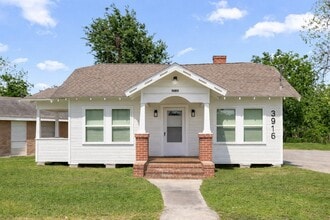 Building Photo - 3916 Kennon St