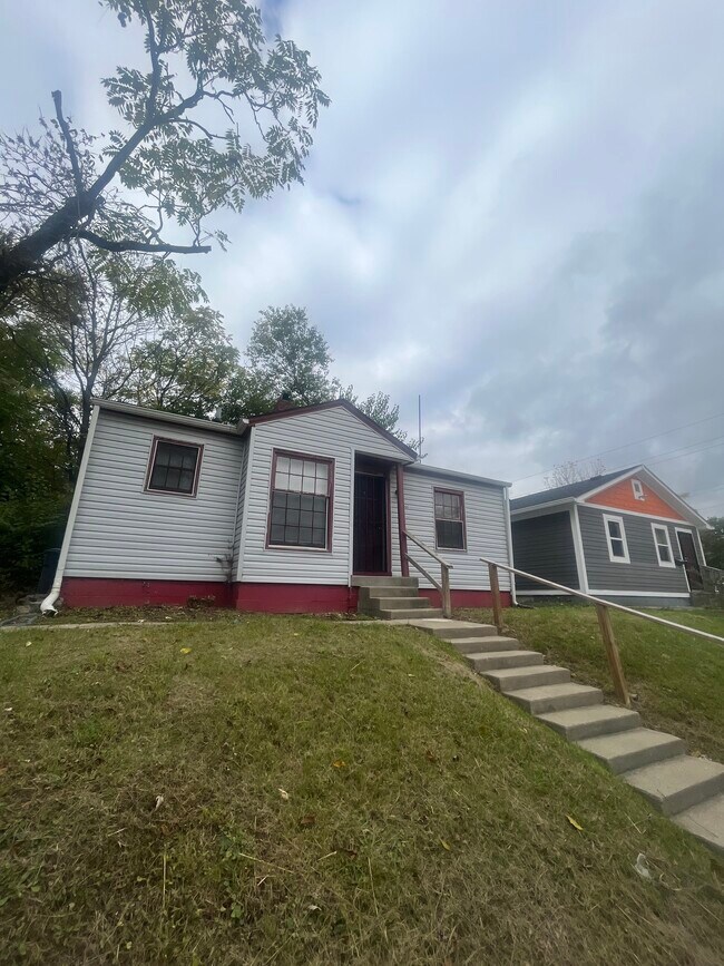 Building Photo - 2966 N Olney St