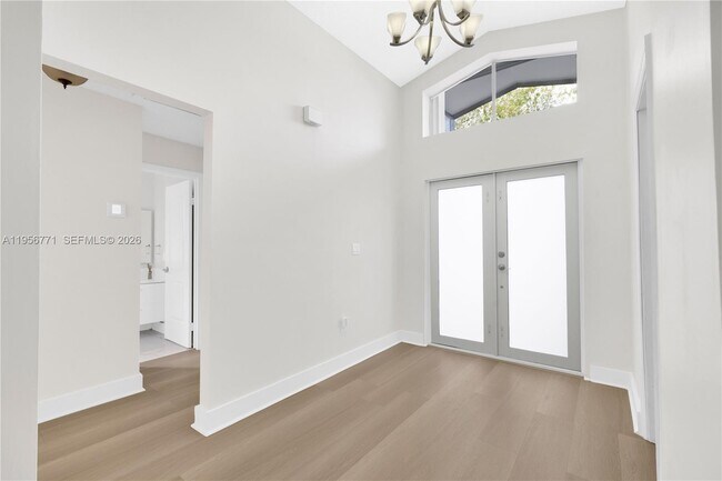 Foto del edificio - 10048 SW 222nd St