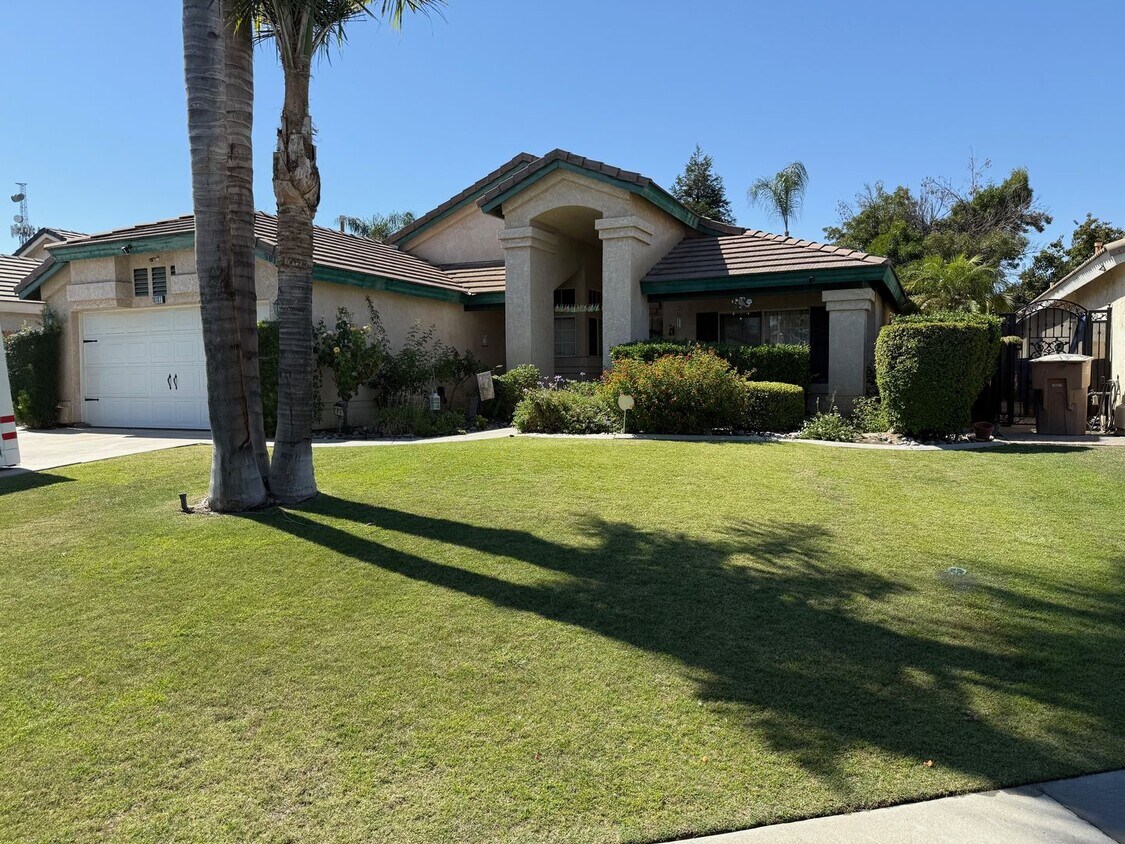 Foto principal - Delightful Home In Rosedale- with Solar!