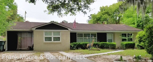 Building Photo - 3 br, 1.5 bath House - 8514 Lyn Avenue