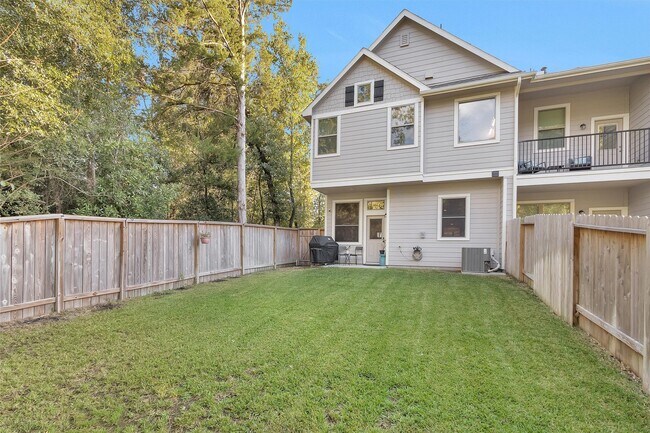 Foto del edificio - 579 Longleaf Pine Dr