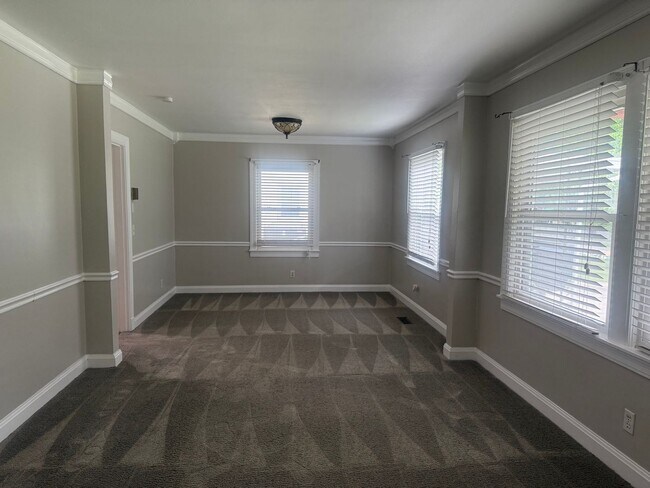 Foto del edificio - Charming 3-Bedroom Home in the Heart of Murfreesboro!