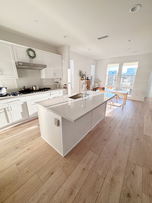 Foto del edificio - 14789 sierra Wy