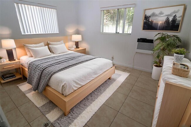 Foto del edificio - 1708 N 16th Ave