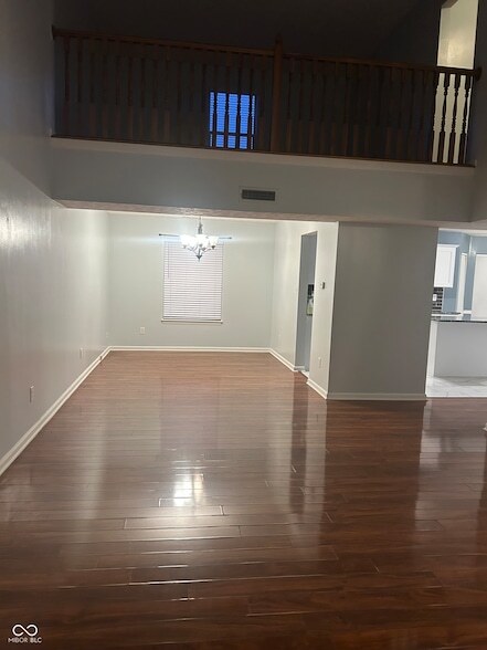 Building Photo - 3013 Corbin Dr