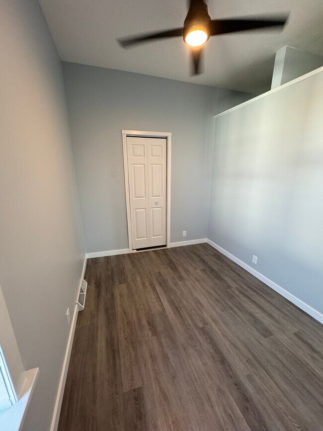 44 N Main St Unit APT B, Deerfield, WI 53531 Apartments in Deerfield