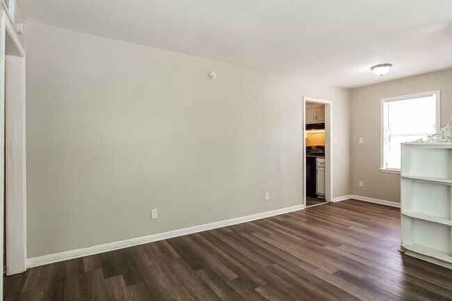 Foto del edificio - 3417 4th St W