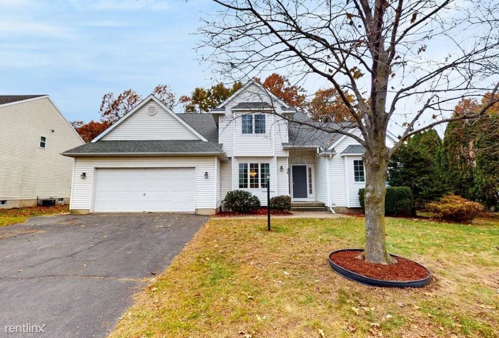Primary Photo - 4 br, 3 bath House - 34 Maria Dr