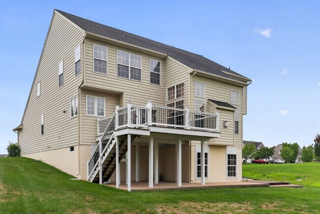 Foto del edificio - 110 Plymouth Pl