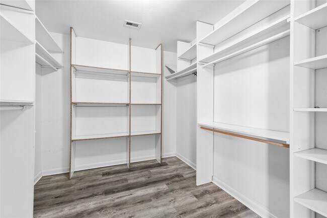 Building Photo - 322 Remington Harbor Ct