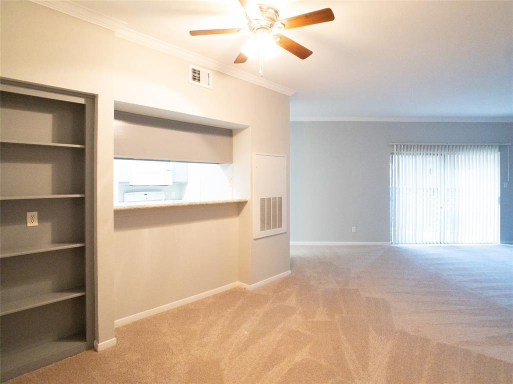 Primary Photo - 6500 Harbor Town Dr