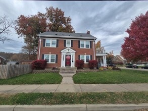 Building Photo - 2843 Ashland Ave