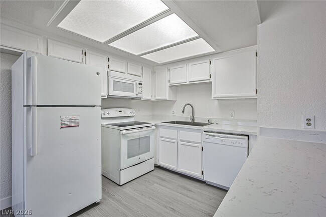 Building Photo - 7957 Lions Rock Way