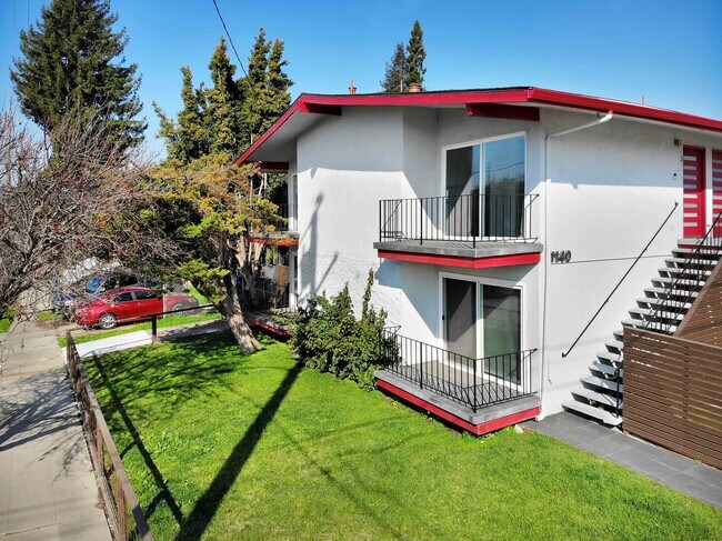 Foto del edificio - 1140 E 22nd St