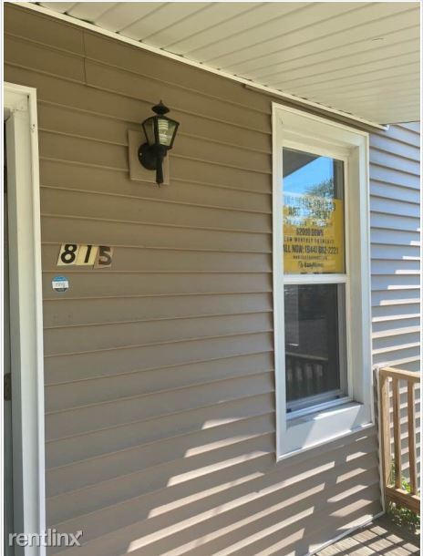 Building Photo - 318 W McClure Ave